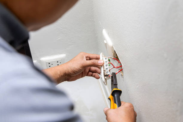 Best Commercial Electrician Services  in Elroy, NC